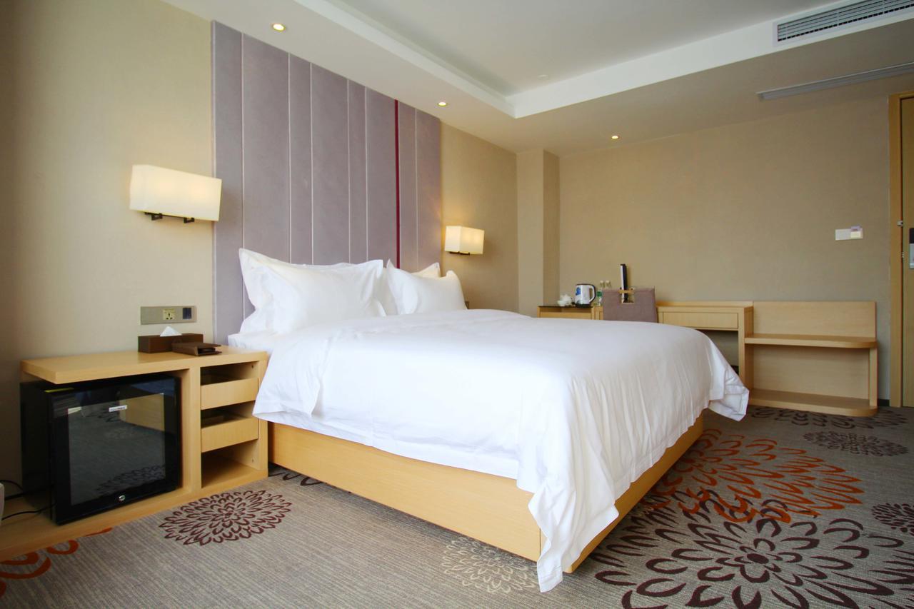 Lavande Hotel Jiujiang Xunyang Road Walking Street Екстериор снимка