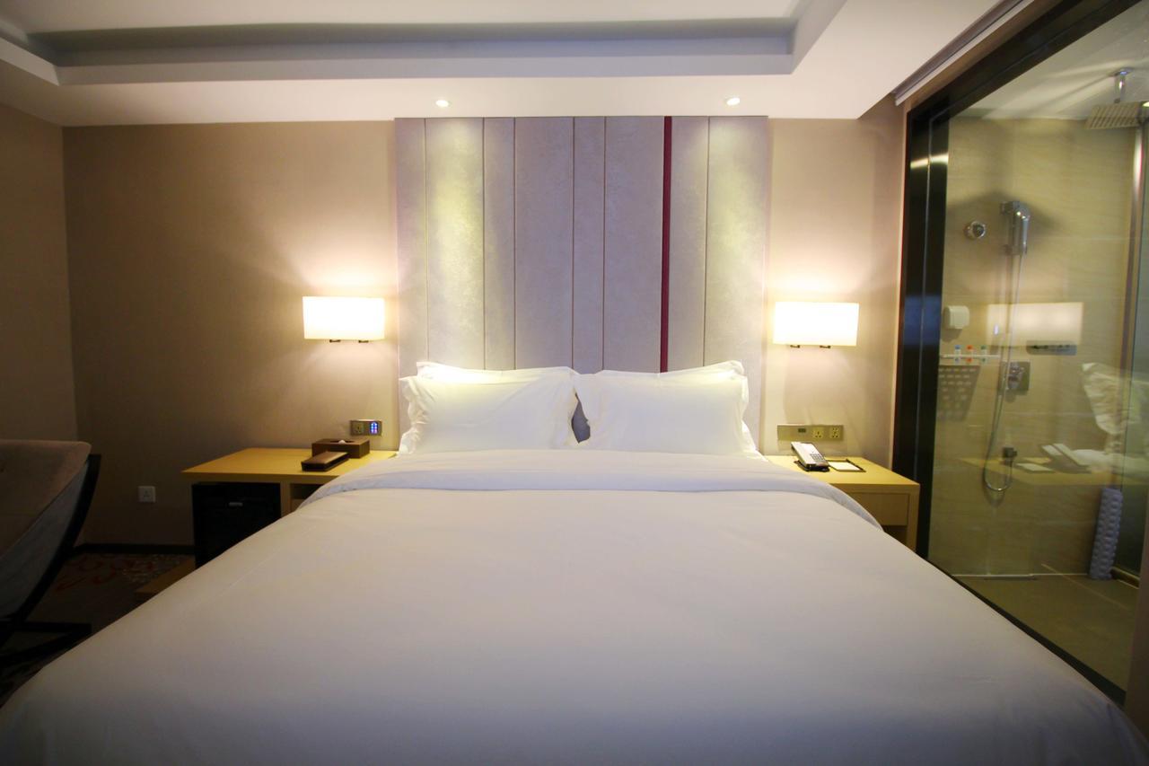 Lavande Hotel Jiujiang Xunyang Road Walking Street Екстериор снимка